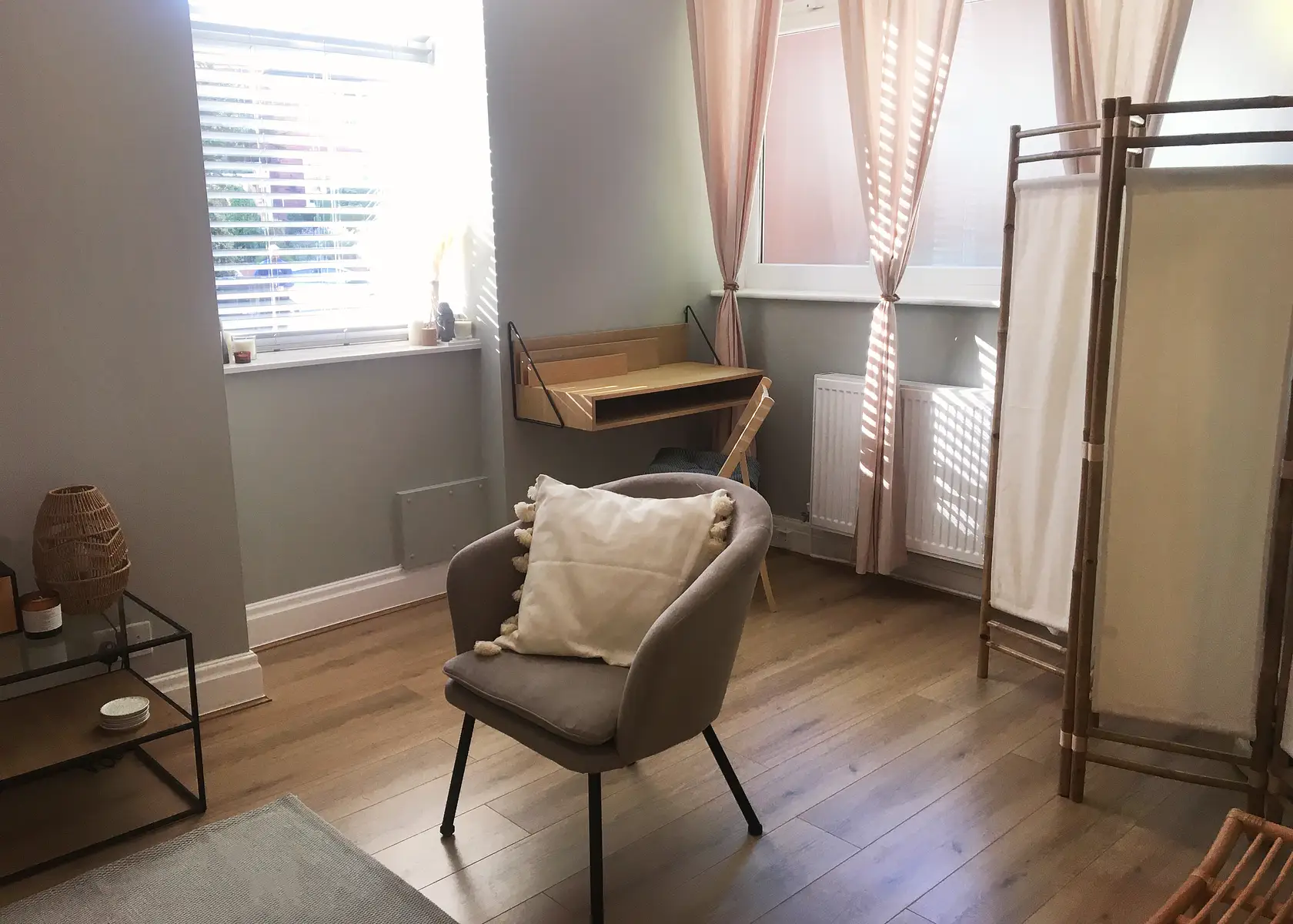 Nirvana room — seating