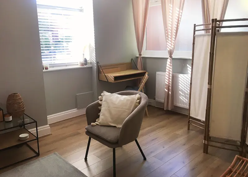 Nirvana room — seating